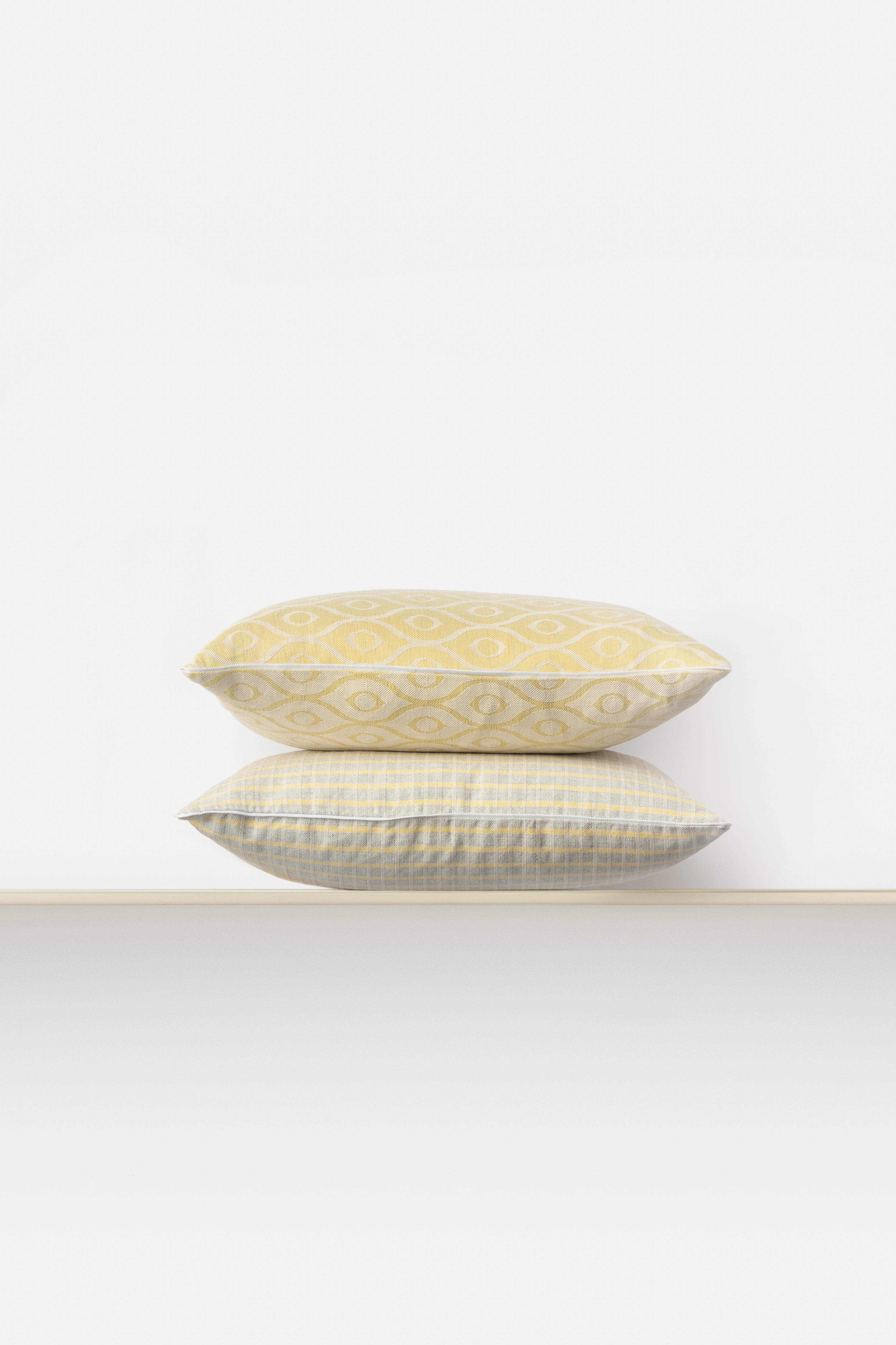 "F58" rectangular cushion cover in Grey / Yellow