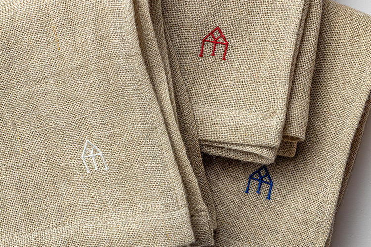"Casa" embroidered tea towel