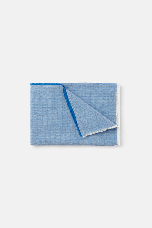 "Galia" tablecloth in Zaffiro Blue