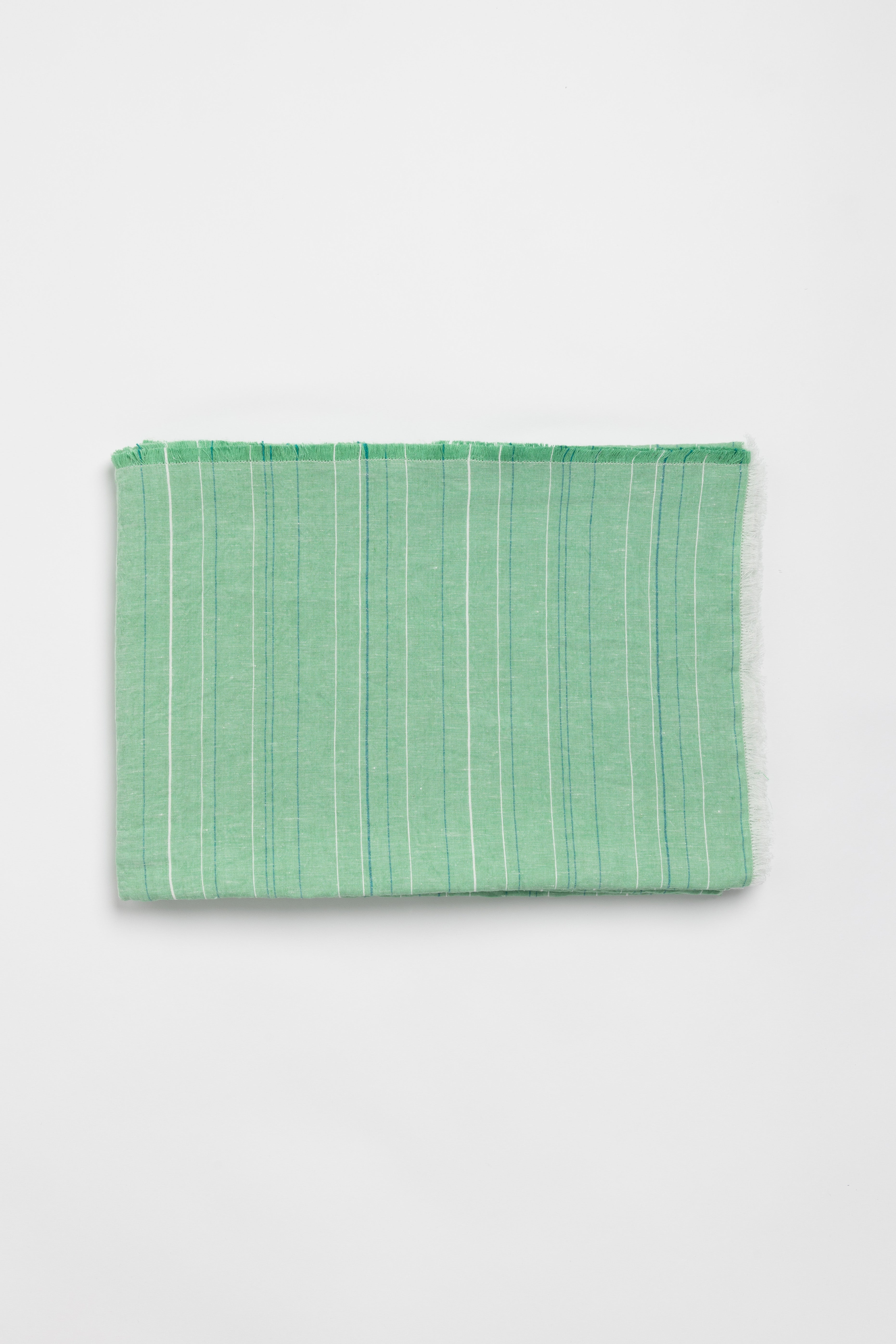 "Greta" tablecloth in Erba Green