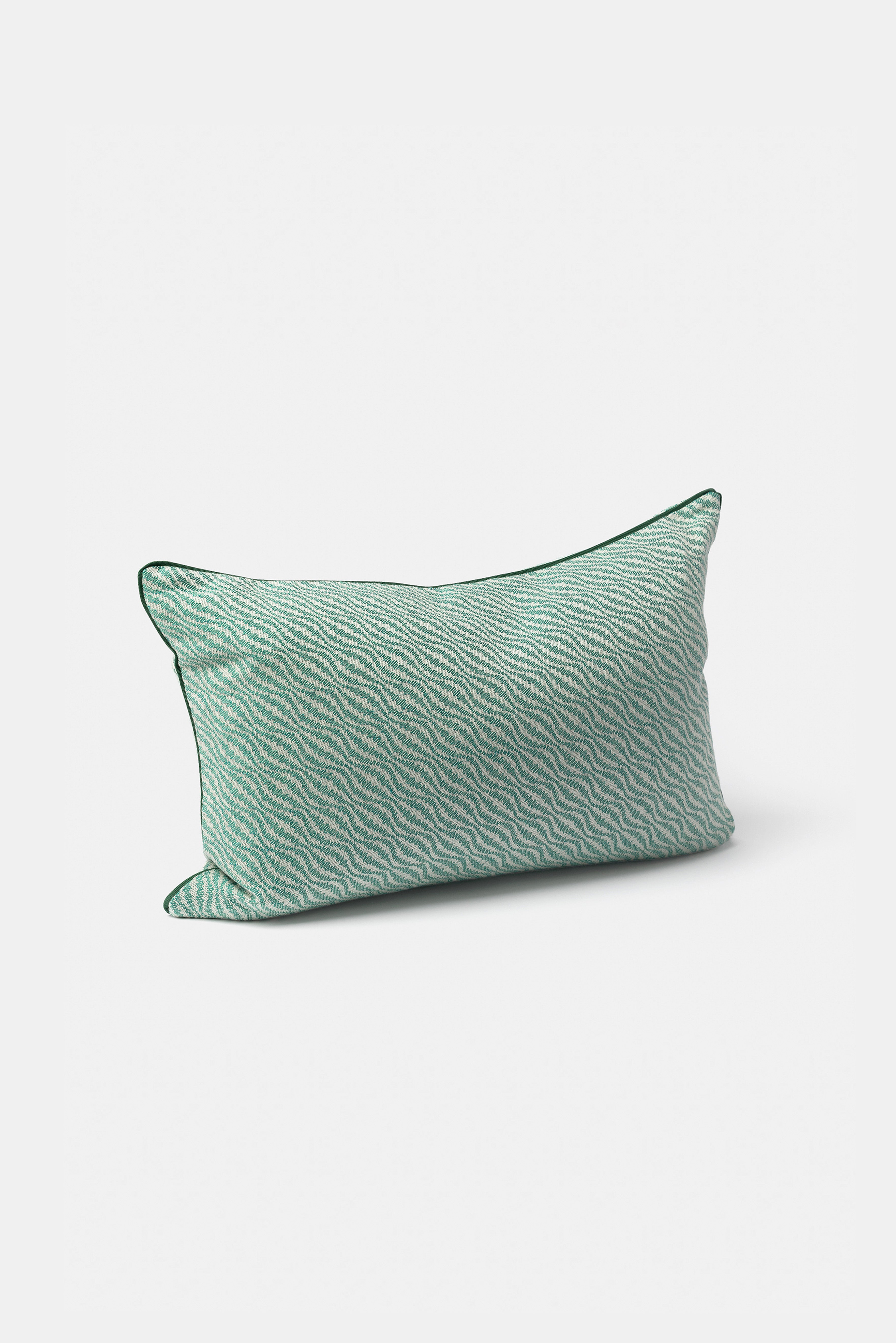 "Lale 11" rectangular cushion cover in Verde Viridiano