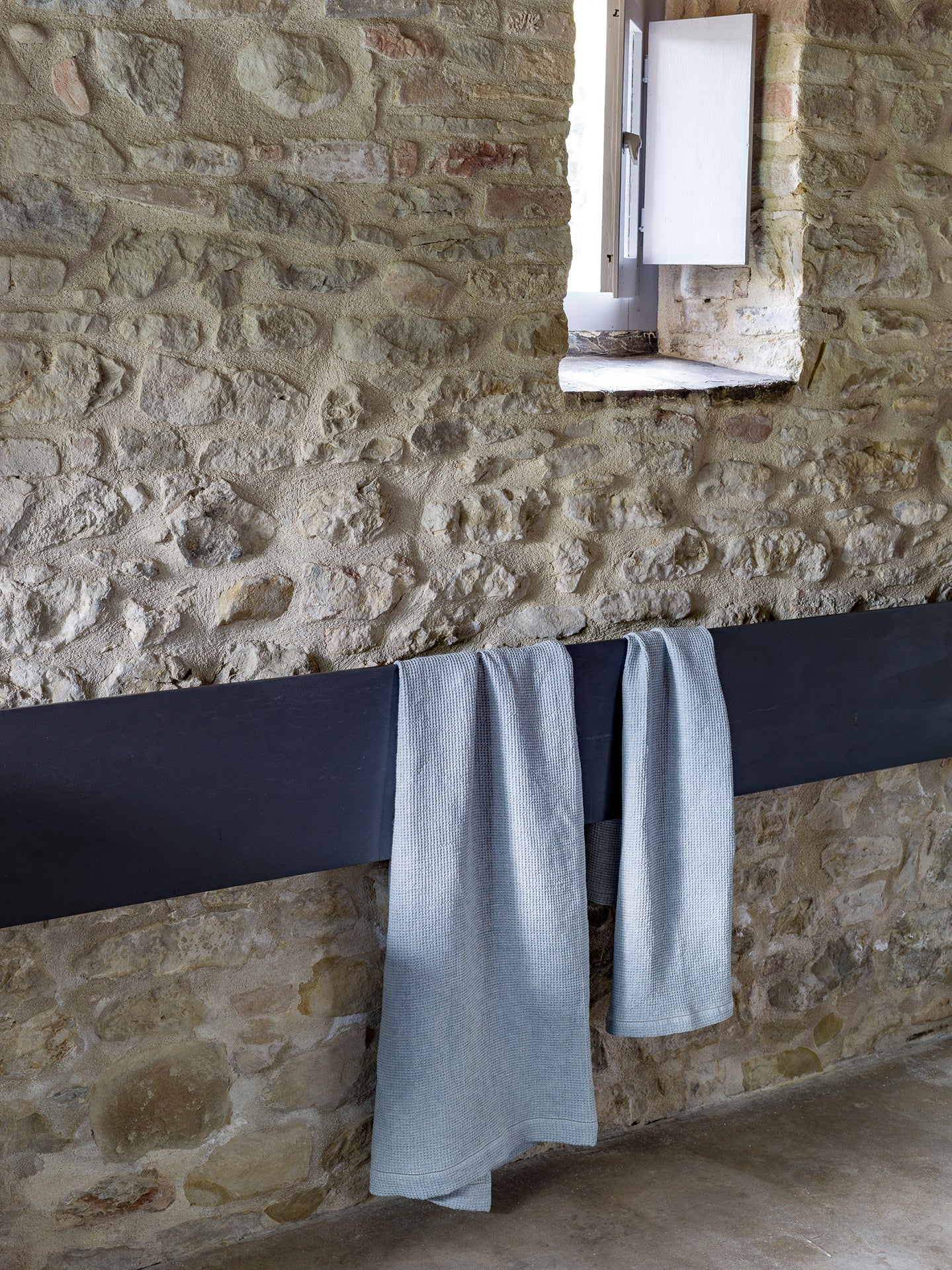 "Montecatini" towels in Pietra Grey