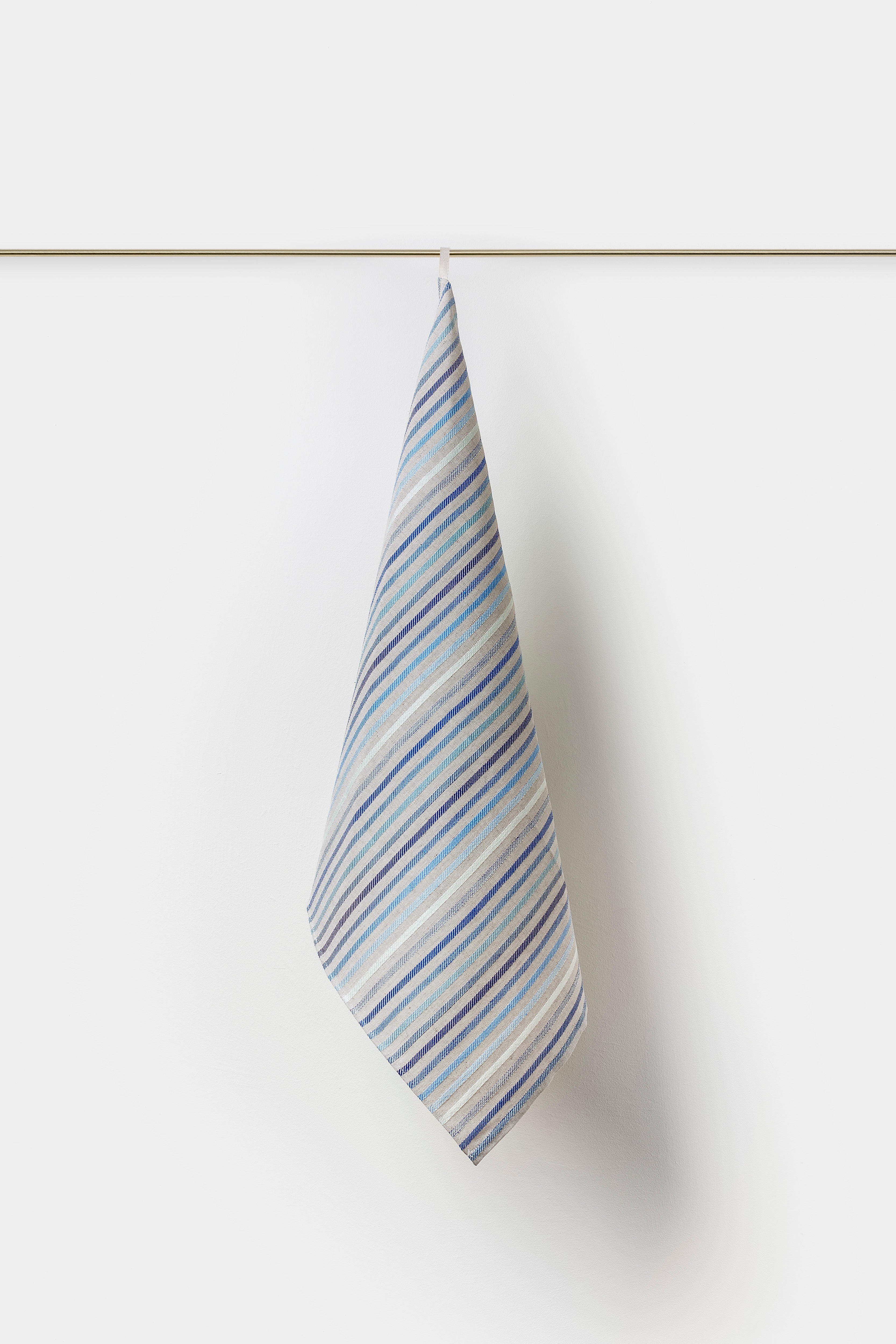 "Riga Gabry" tea towel in Nafta / Blue