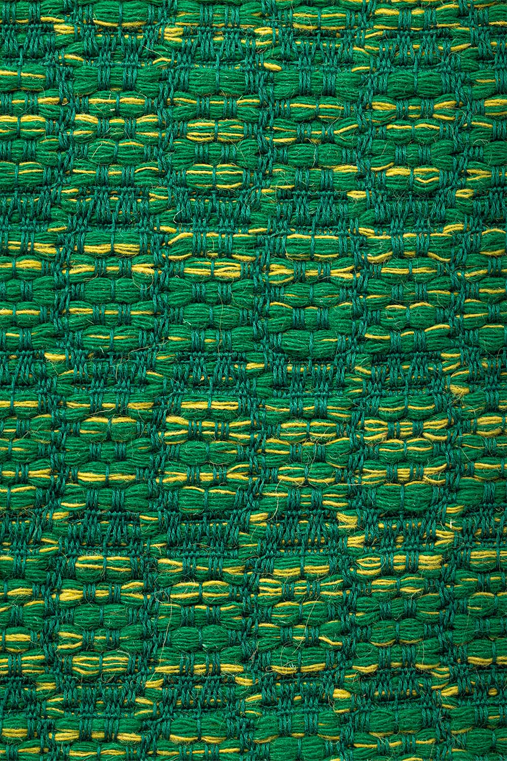 "Pinto Chiocciolina" rug no. 2 in Grass Green / Apple Green