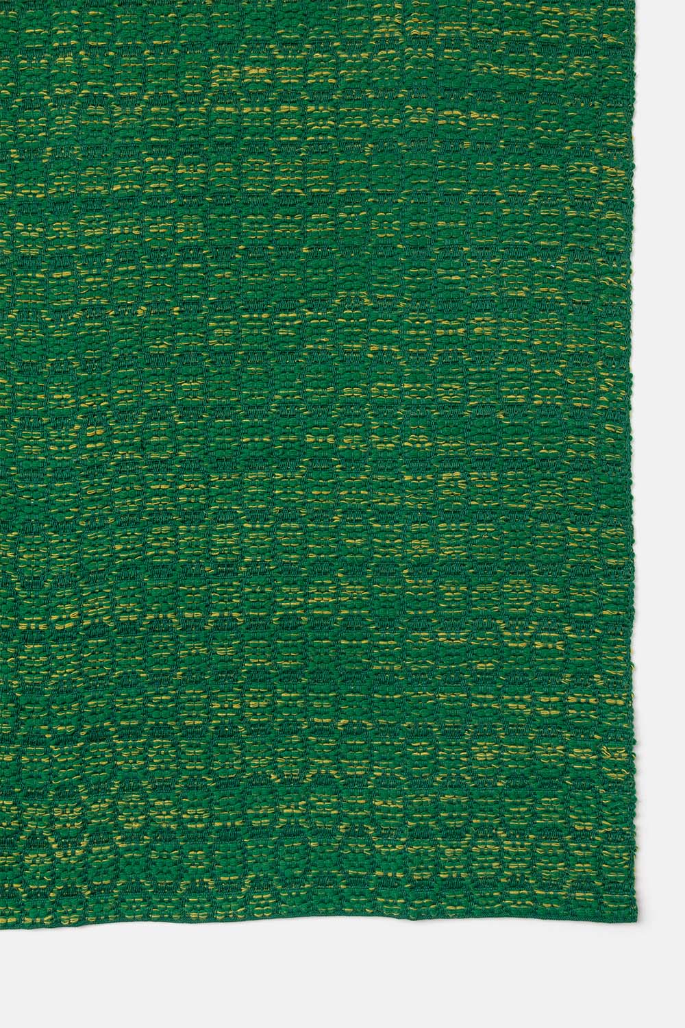 "Pinto Chiocciolina" rug no. 2 in Grass Green / Apple Green