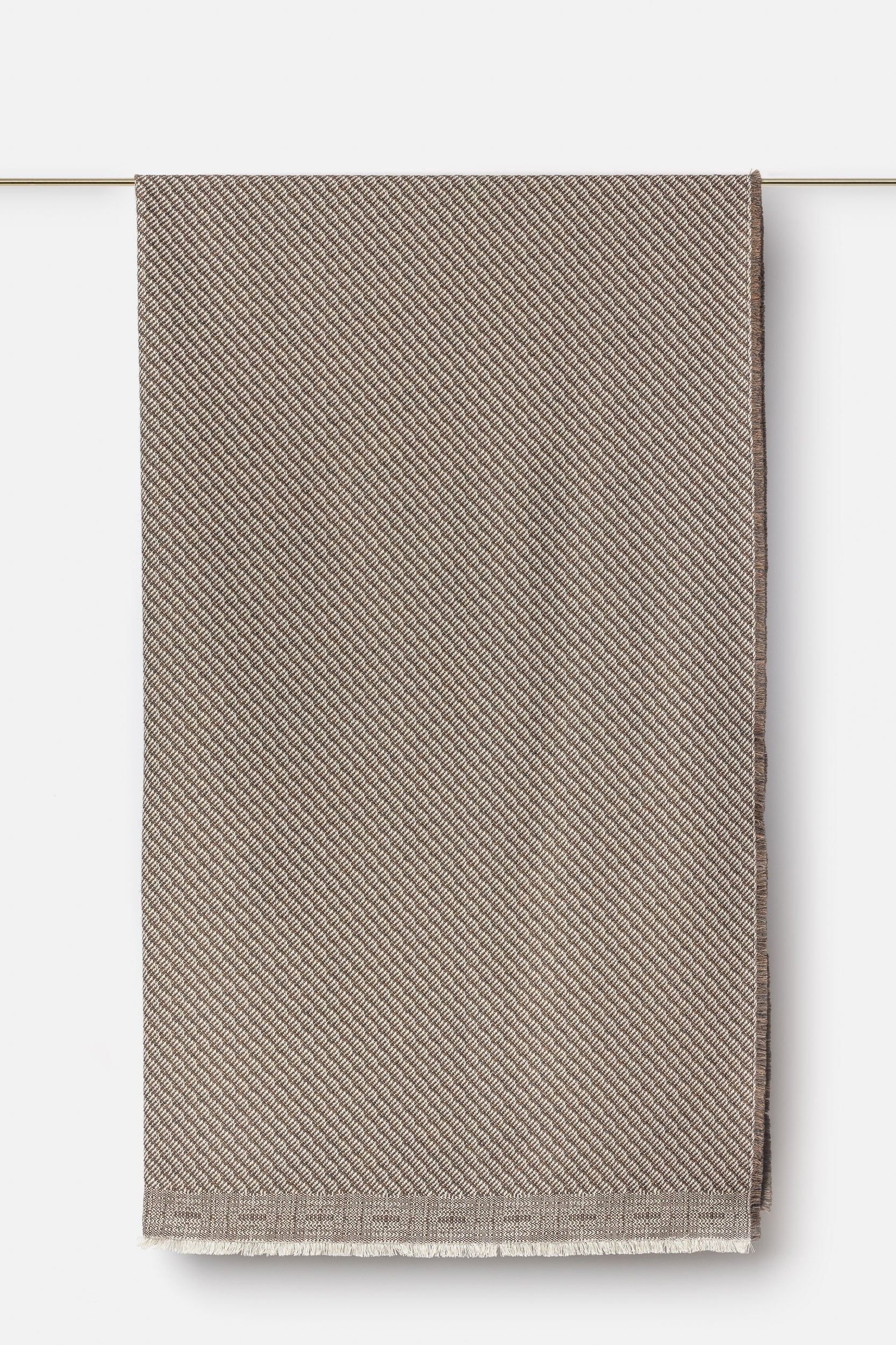 "Tide 1 40" wool throw in Pimento