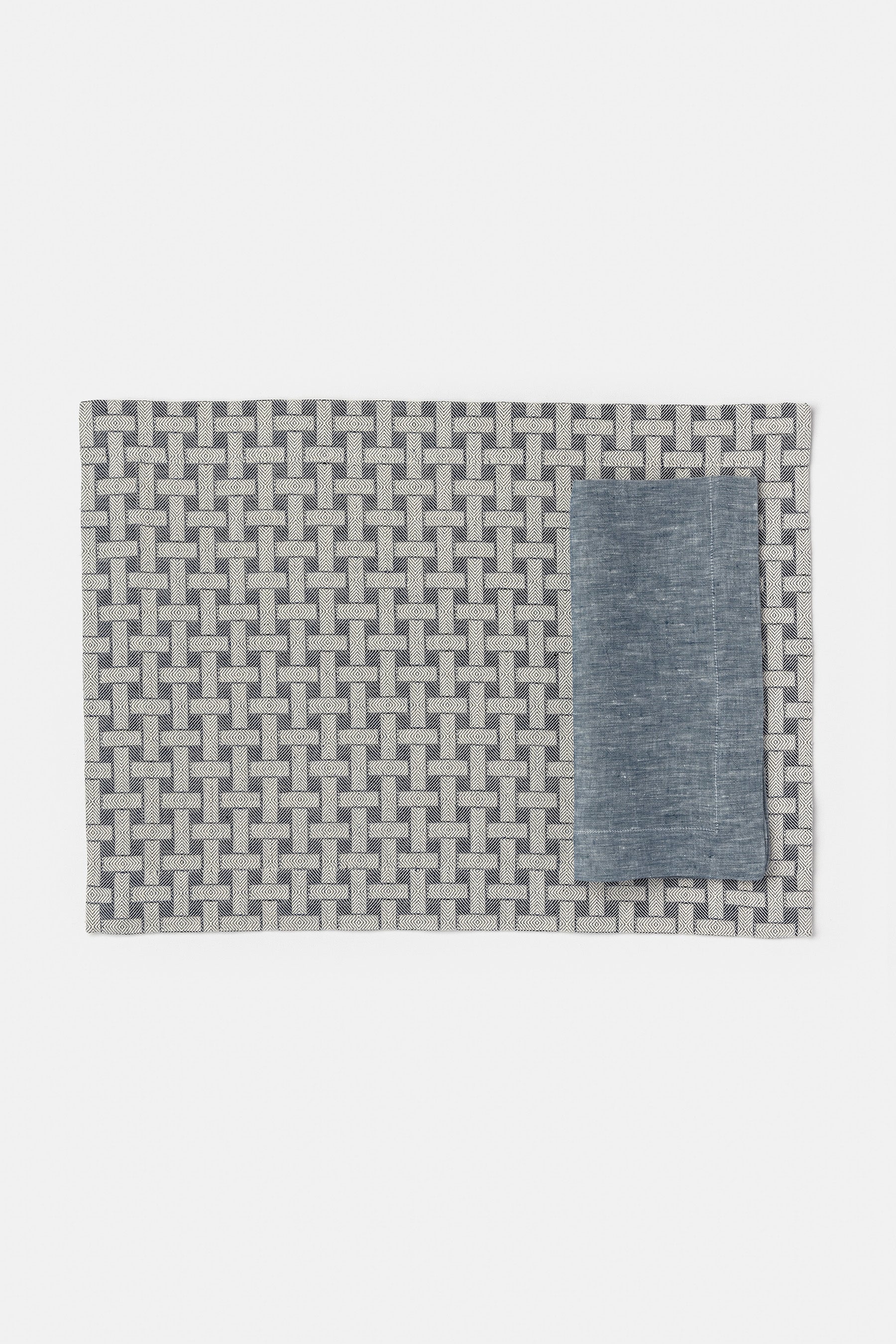 "F24" placemat in Eclisse Blue