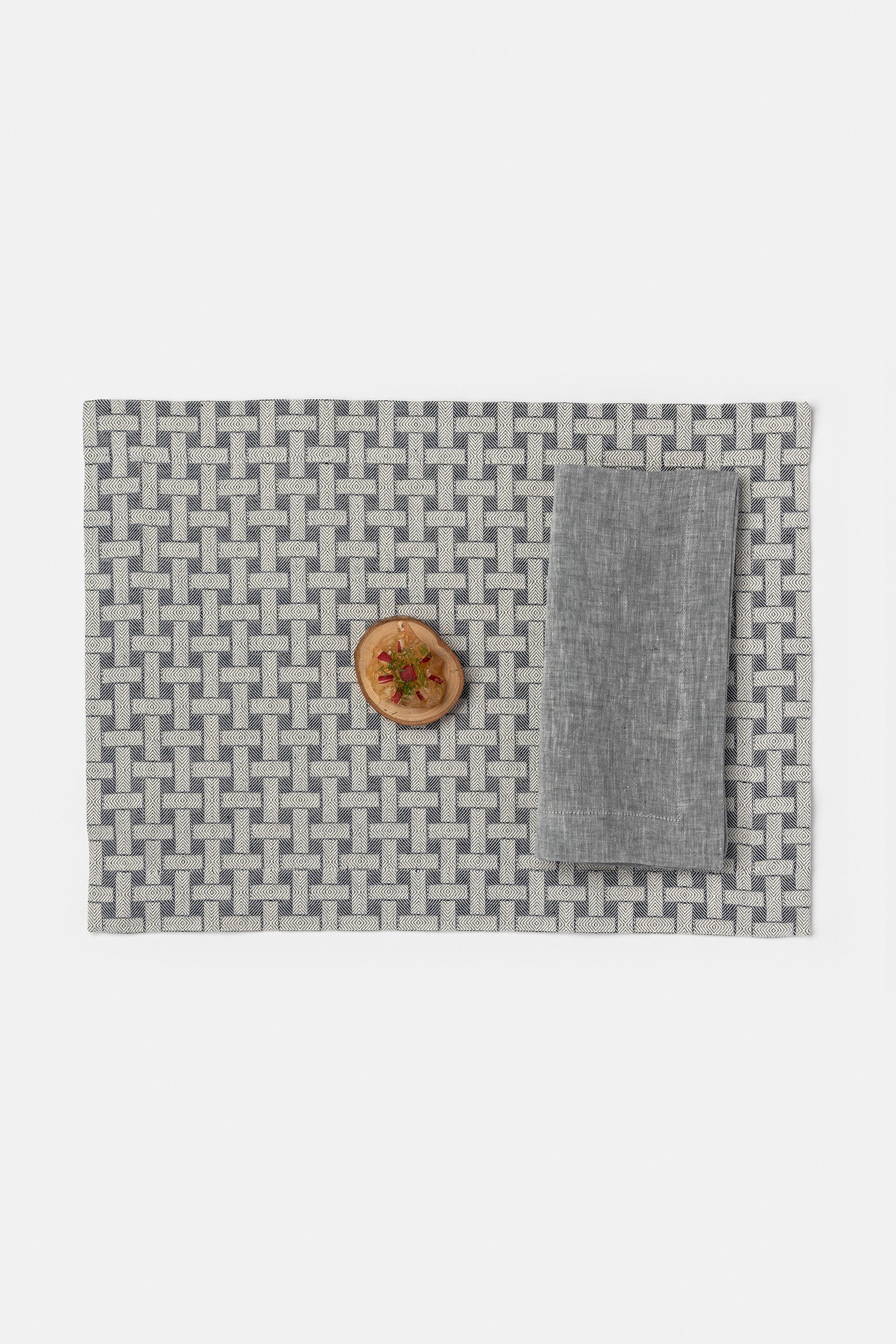"F24" placemat in Eclisse Blue