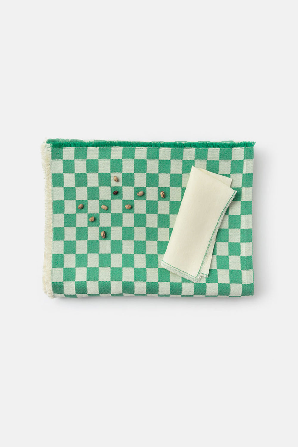 Second view of F74 linen and cotton tablecloth in Verde Vivo