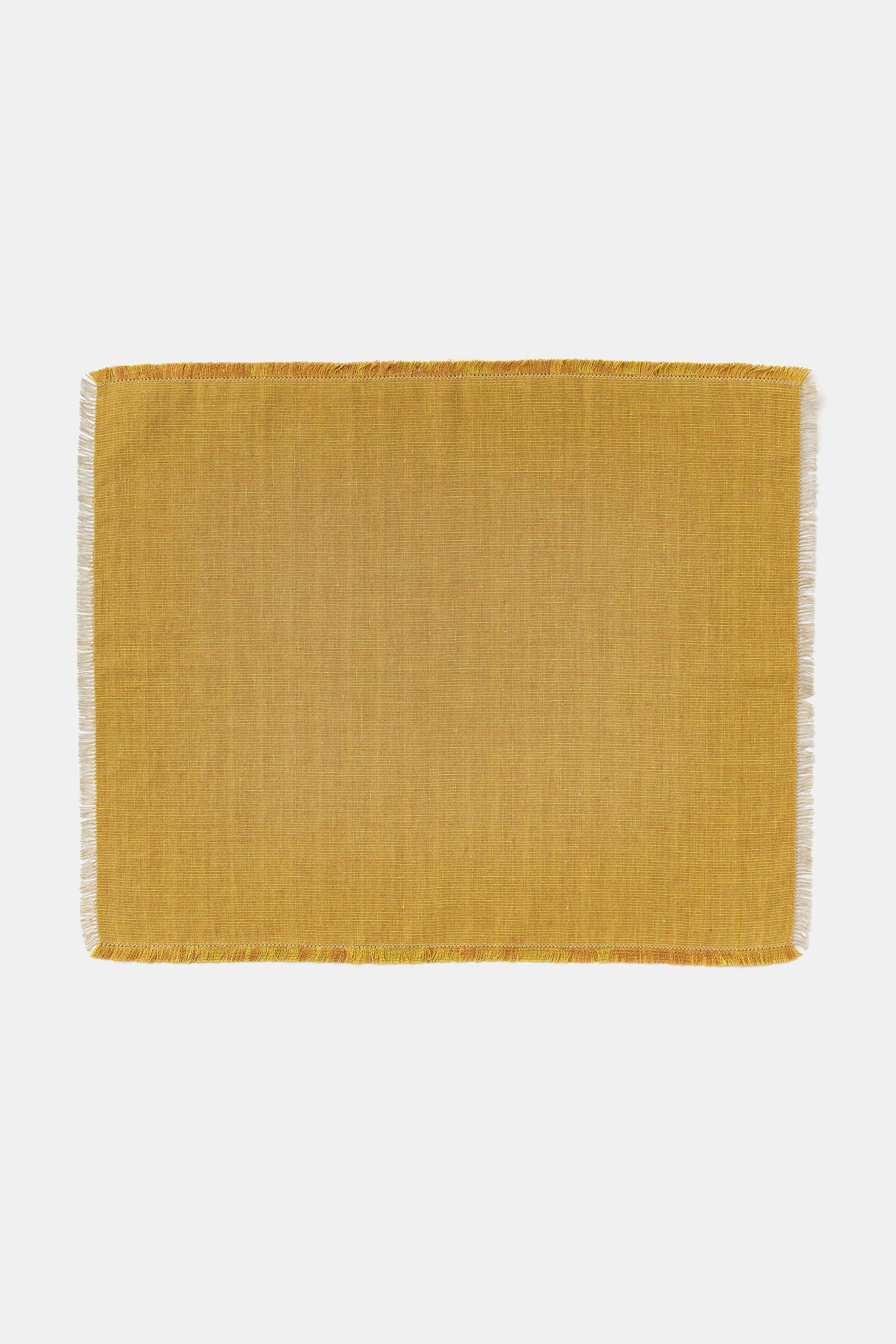 "Fil a Fil" placemat in Ambra