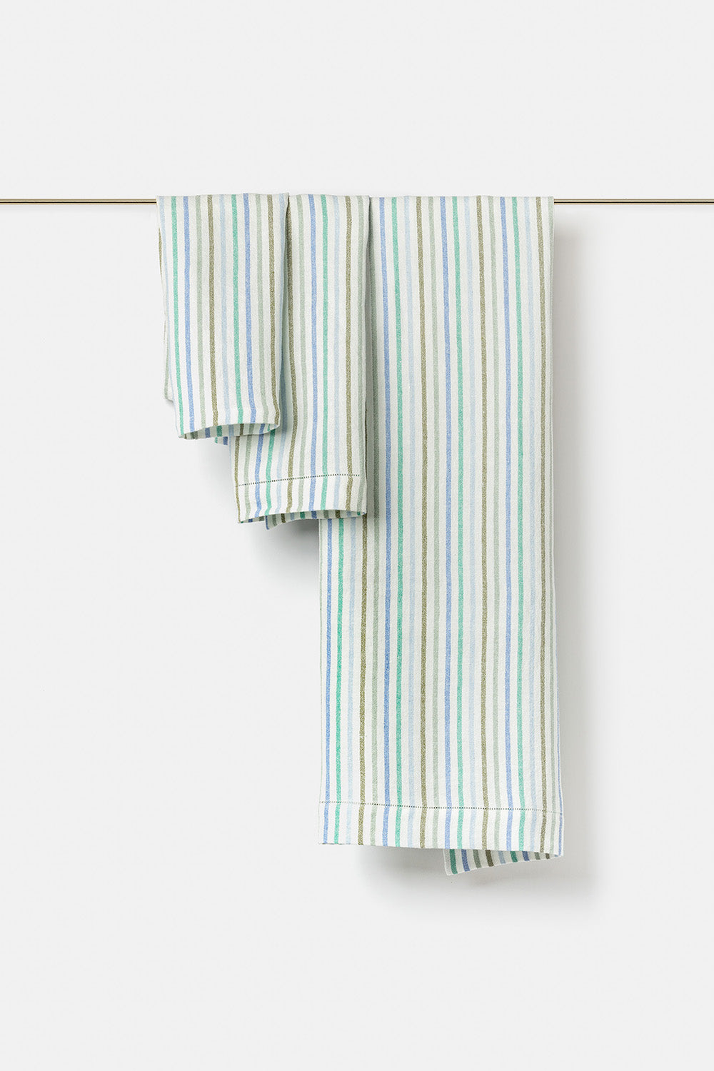 "Elettra" towels in Acqua