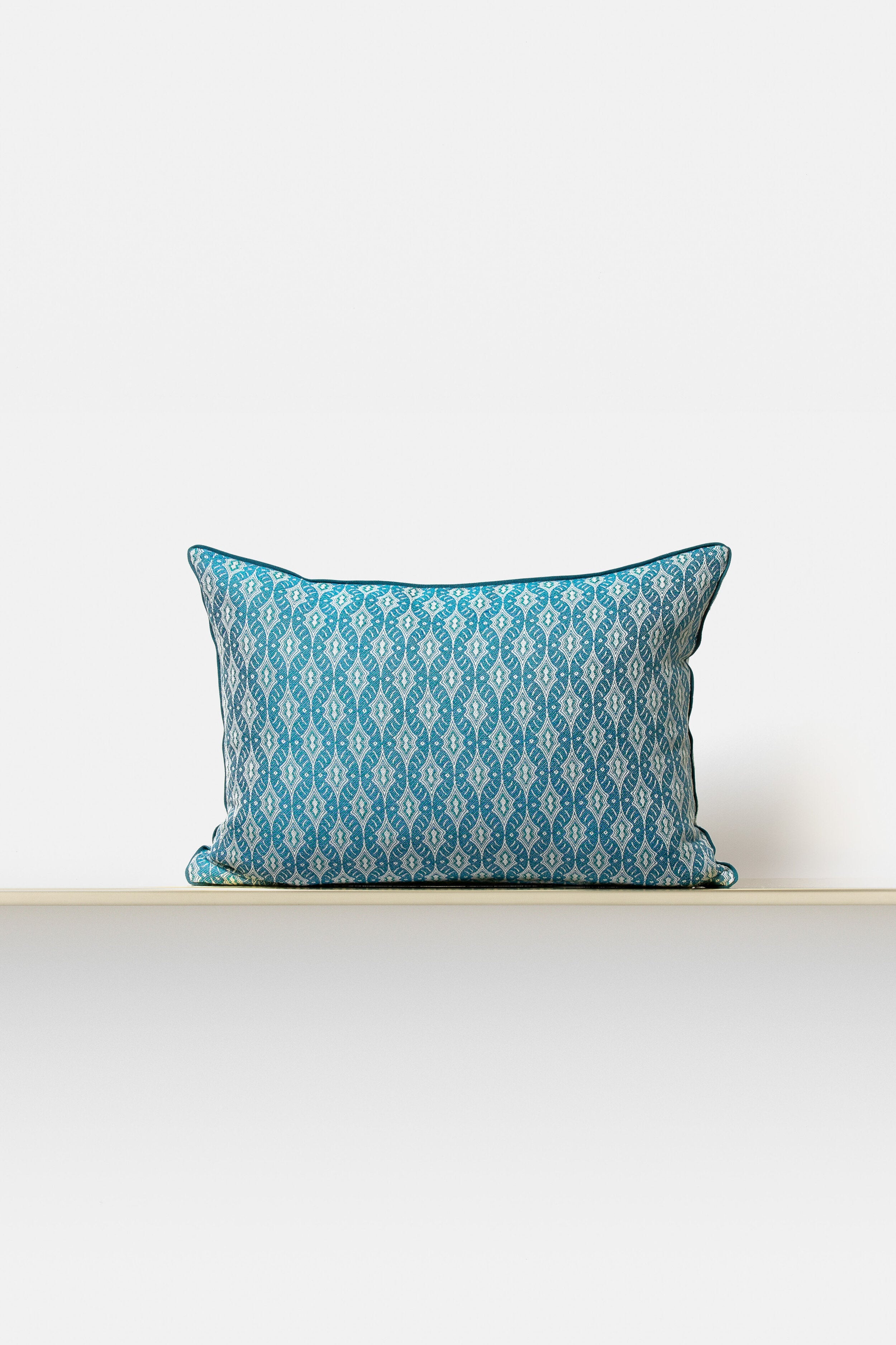 "Bocca" rectangular cushion cover in Teal