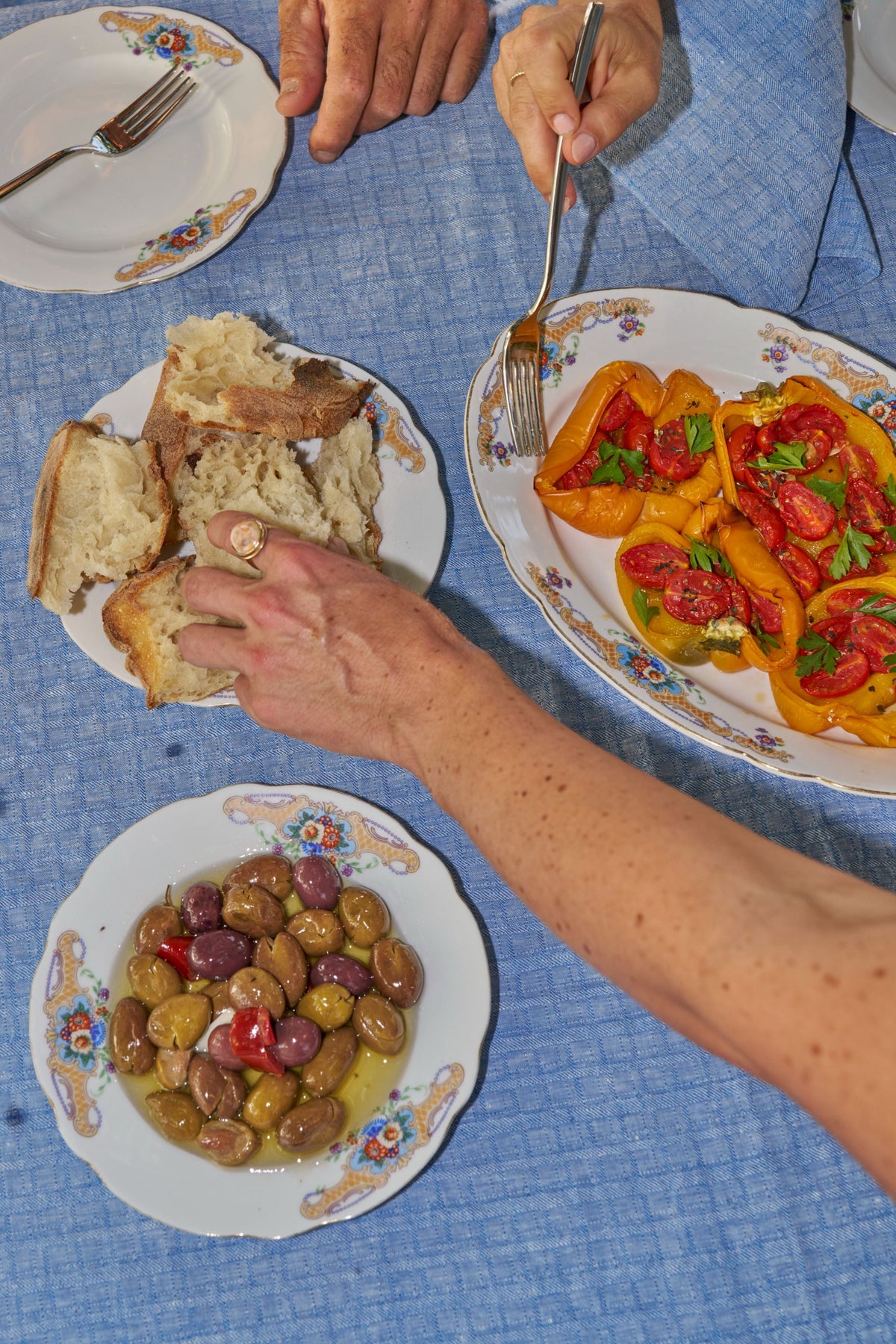Galia tablecloth in Zaffiro, Giada Paoloni, Stromboli, 2024