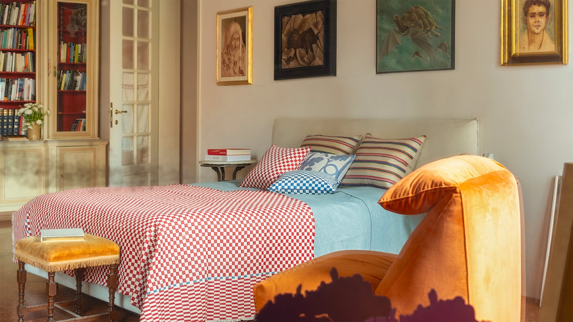 Woven Throws & Blankets