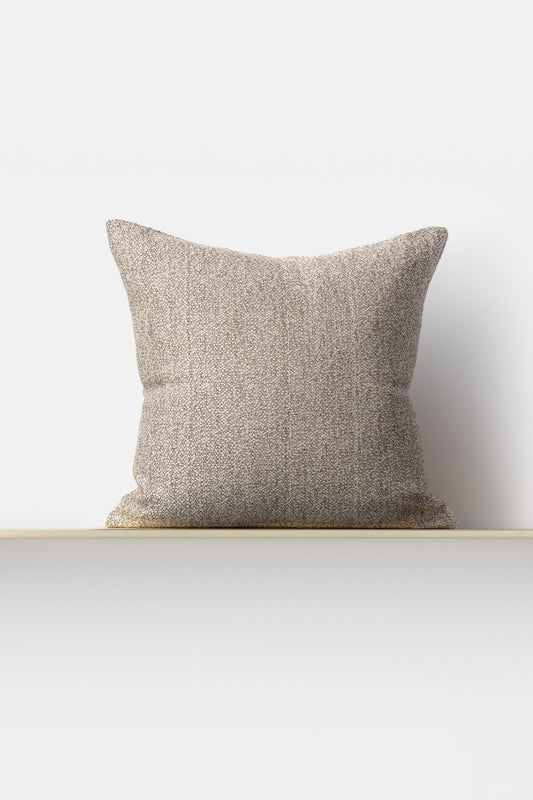 "Catenella" cushion in Uovo