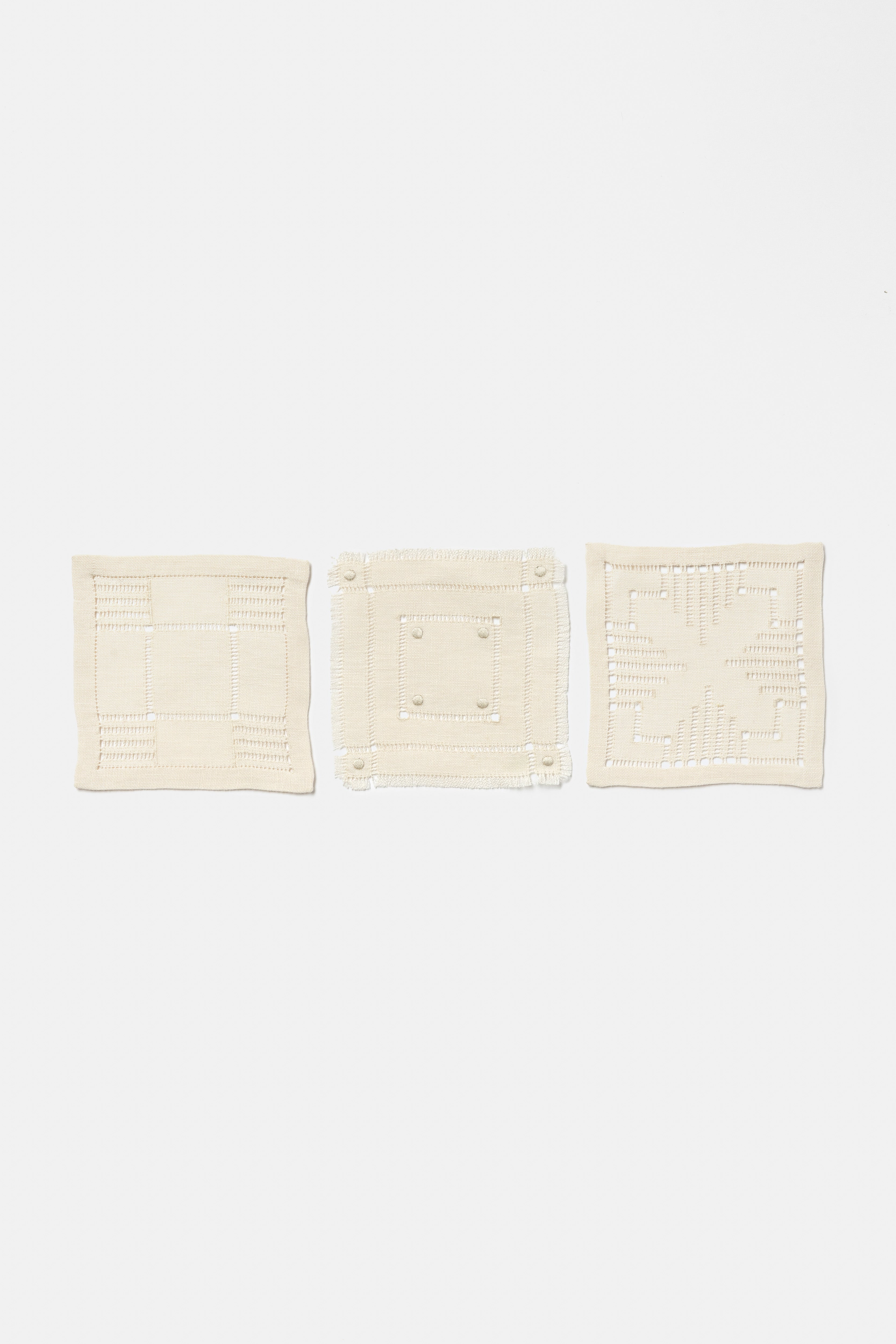 "Dado" hand embroidered coaster