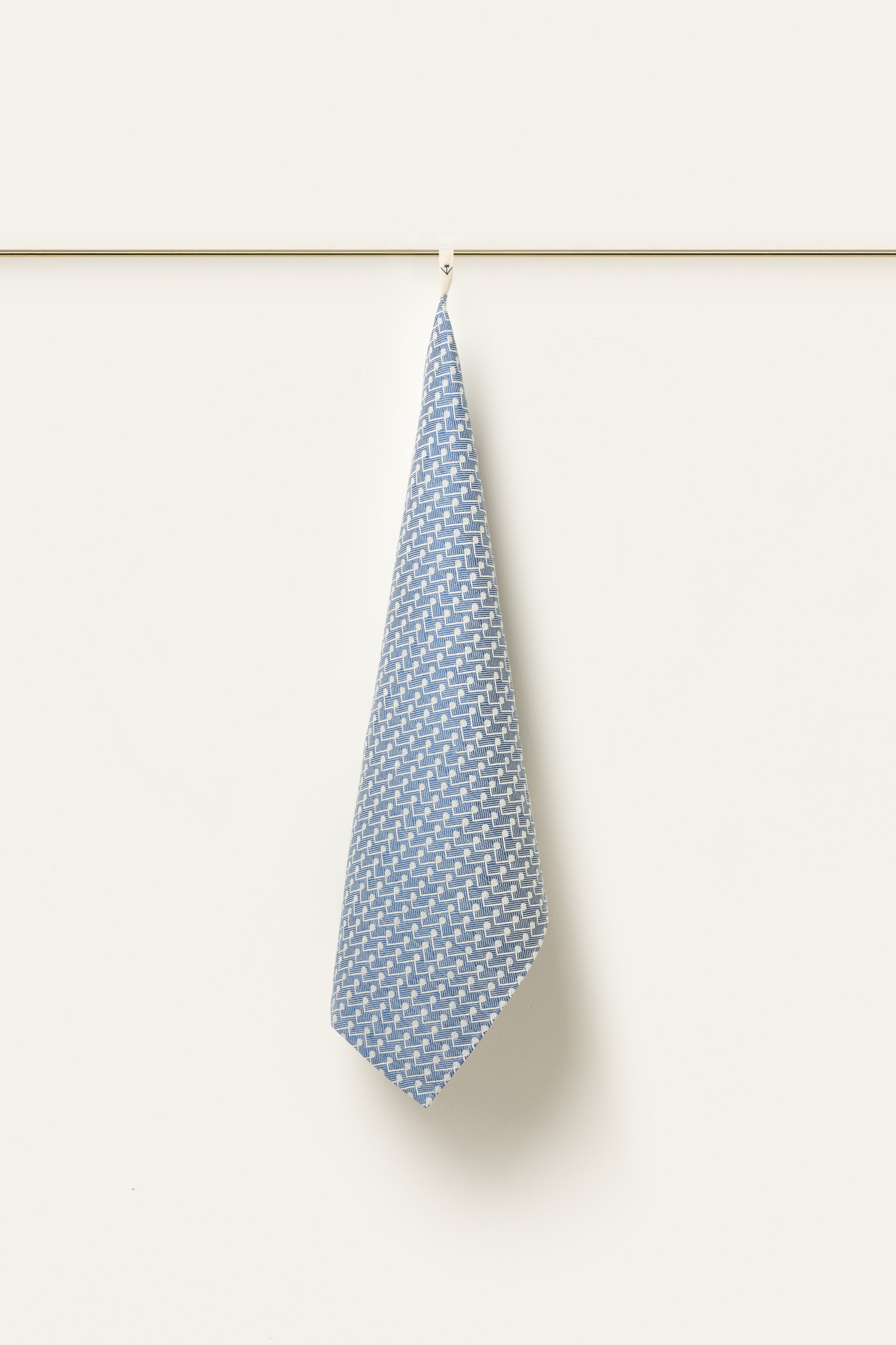 "Pattern F37" tea towel in Blu Vivo