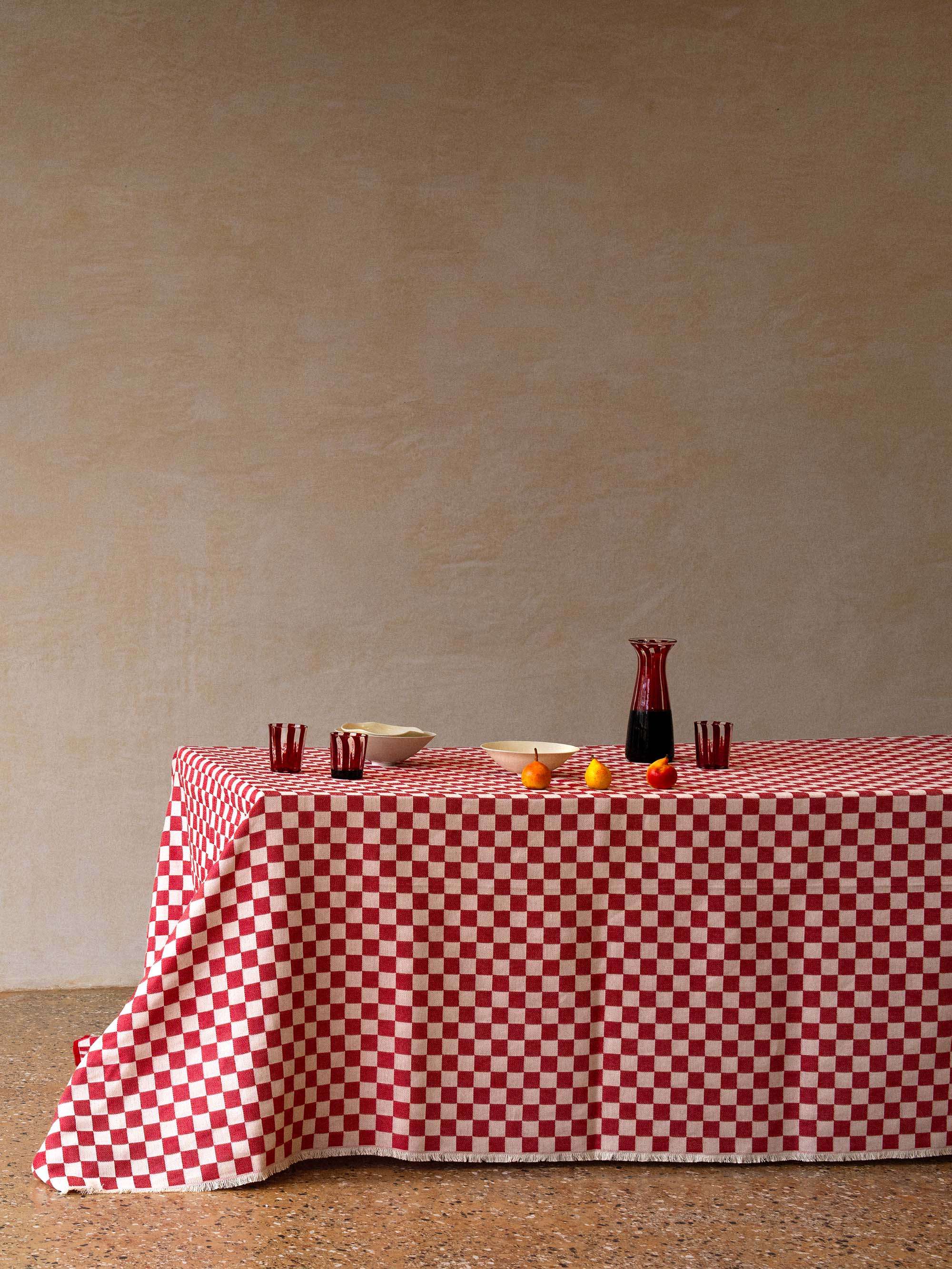 "F74" tablecloth in Rubino 2863