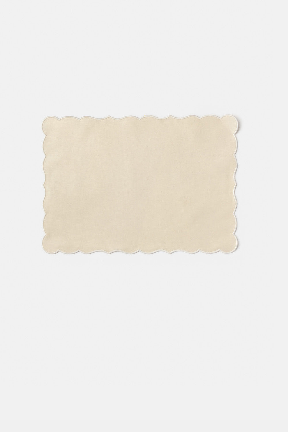 "Lido" placemat in Ivory / White