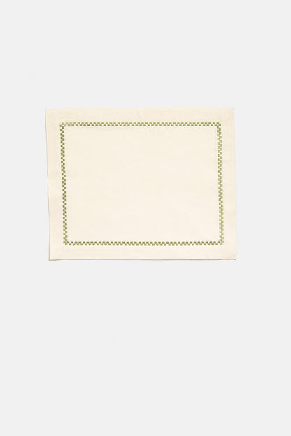 "Ricamo Taf" placemat in White / Kaki Green