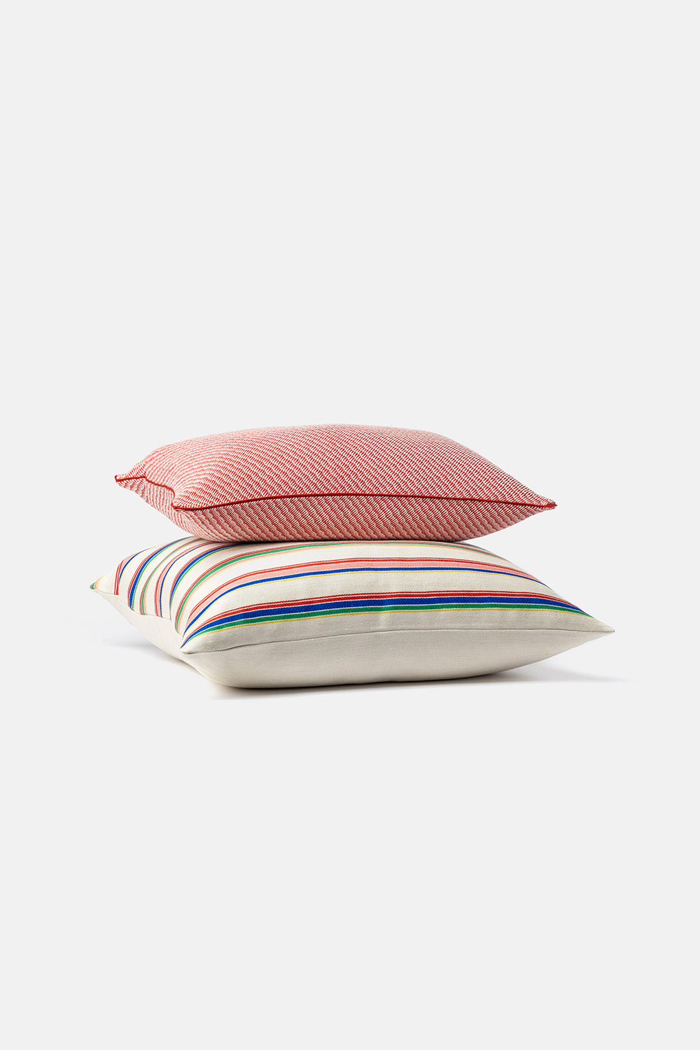 "Tide 12" cushion in Porpora