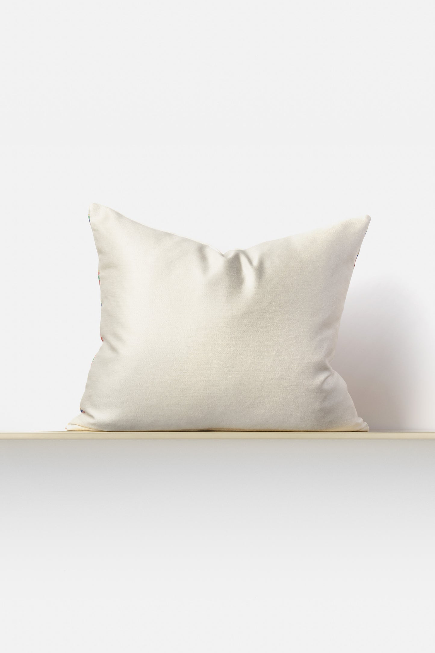 "Riga Gea" cushion