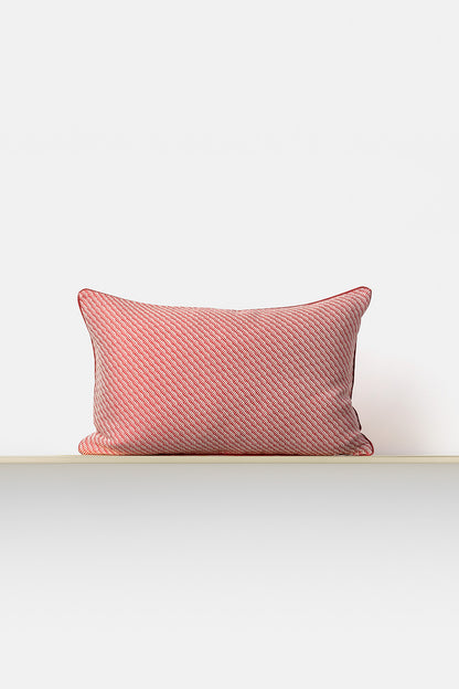 "Tide 12" cushion in Porpora