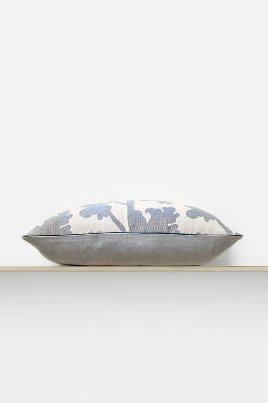 "Vitis" cushion in Urano Grey