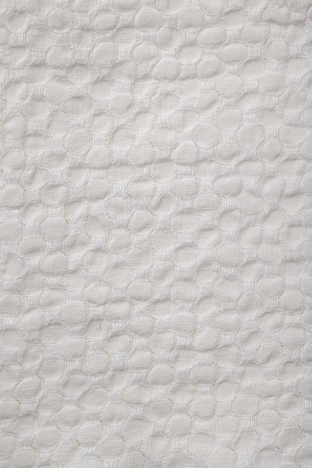 "Goccia" napkin in Optical White