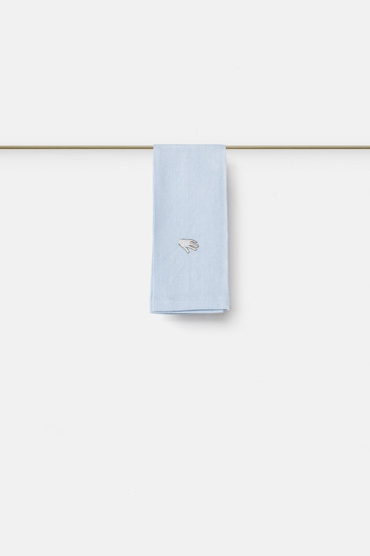 "Mano" blue linen guest towels