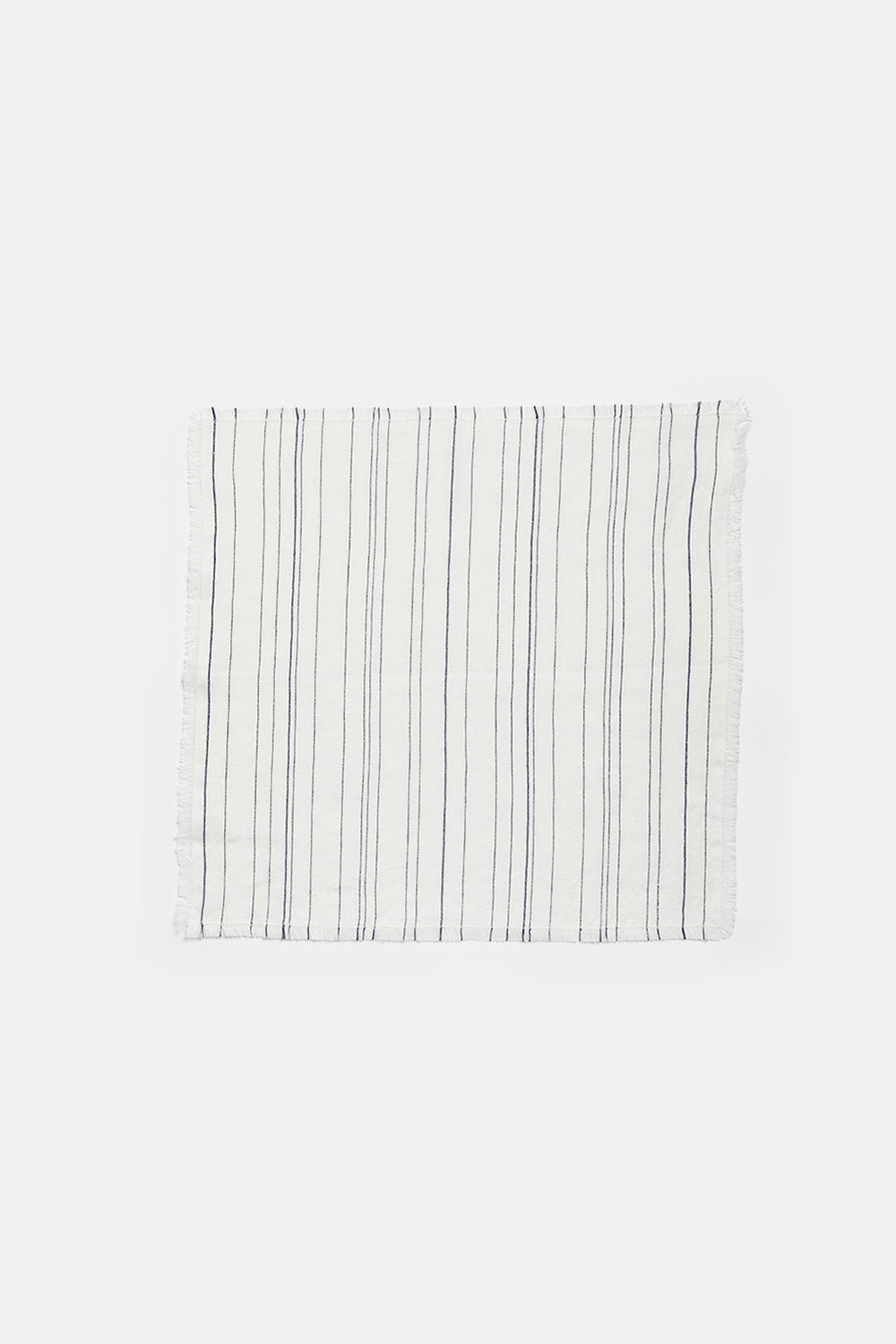 "Greta" napkin in White / Navy