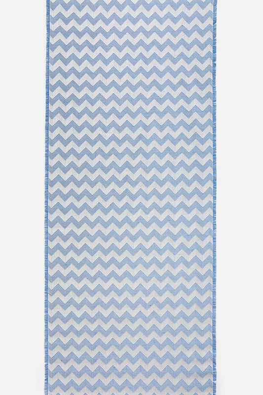 "Zig zag" table runner in Mare Blue