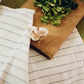 "Stilla" tea towel in White / Cobalto