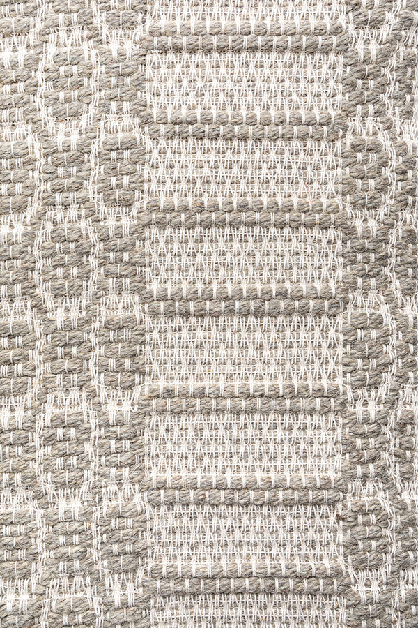 "Pinto Chiocciolina" rug in Grey