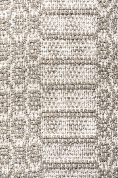 "Pinto Chiocciolina" rug in Grey